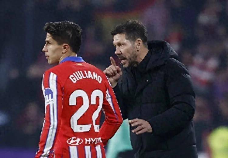 西甲争冠大乱斗：皇家马德里、巴塞罗那与马德里竞技的生死较量！