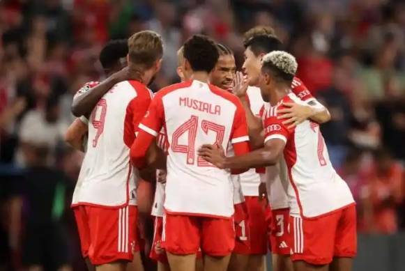 86分钟惊魂后绝杀！拜仁2-1险胜国米，欧冠半决赛席位待定