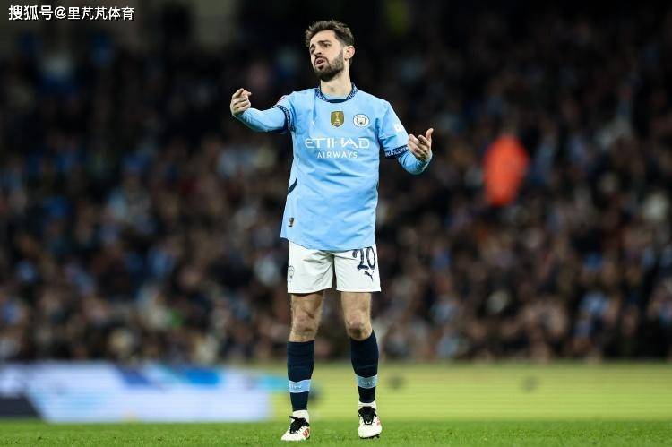 丁丁之后，曼城又一中场大将考虑离开：想去诺坎普有戏么？
