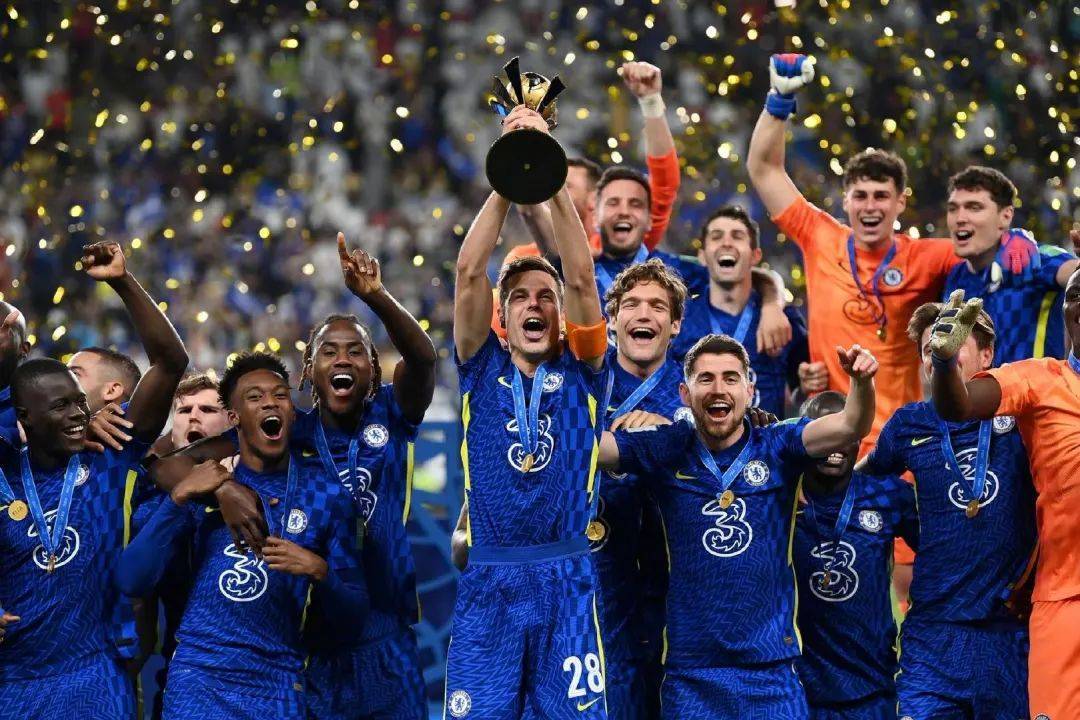 意甲刺激对决：帕尔马 VS 那不勒斯