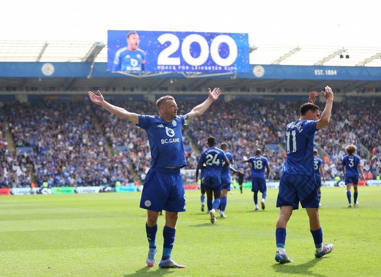 本赛季瓦尔迪9球4助，追平37+岁球员在英超单赛季参与进球数纪录