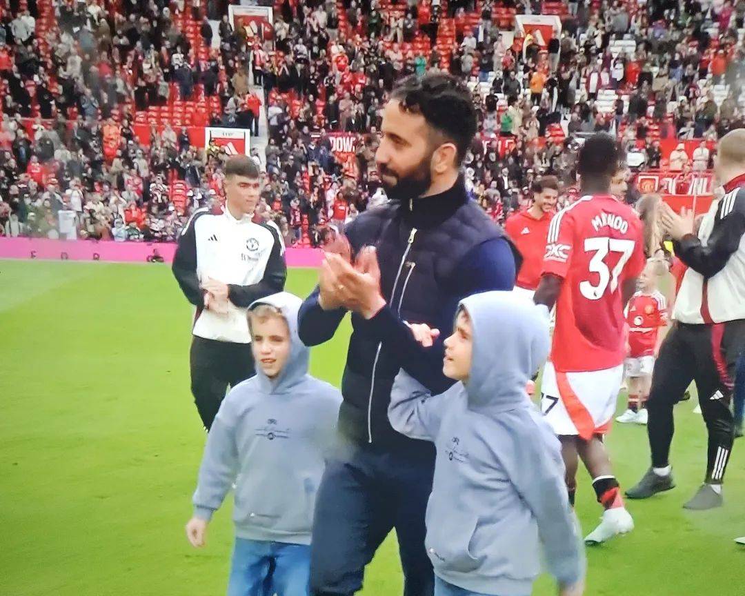 四处碰壁！曝曼联接洽马特塔被拒，其想踢欧冠甚至宁可续约水晶宫